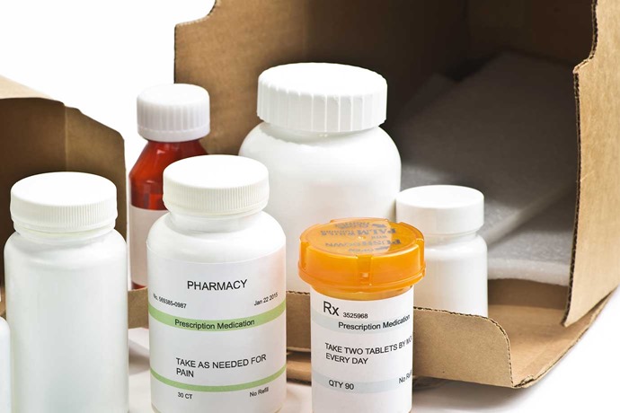 Couriers using delivery software in the medical industry